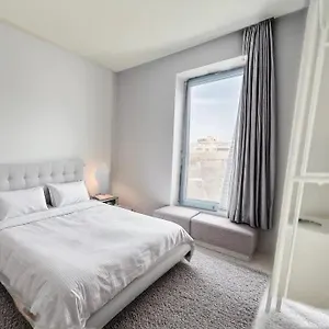 Station 64 A4 Charleroi-airport Appartement Charleroi