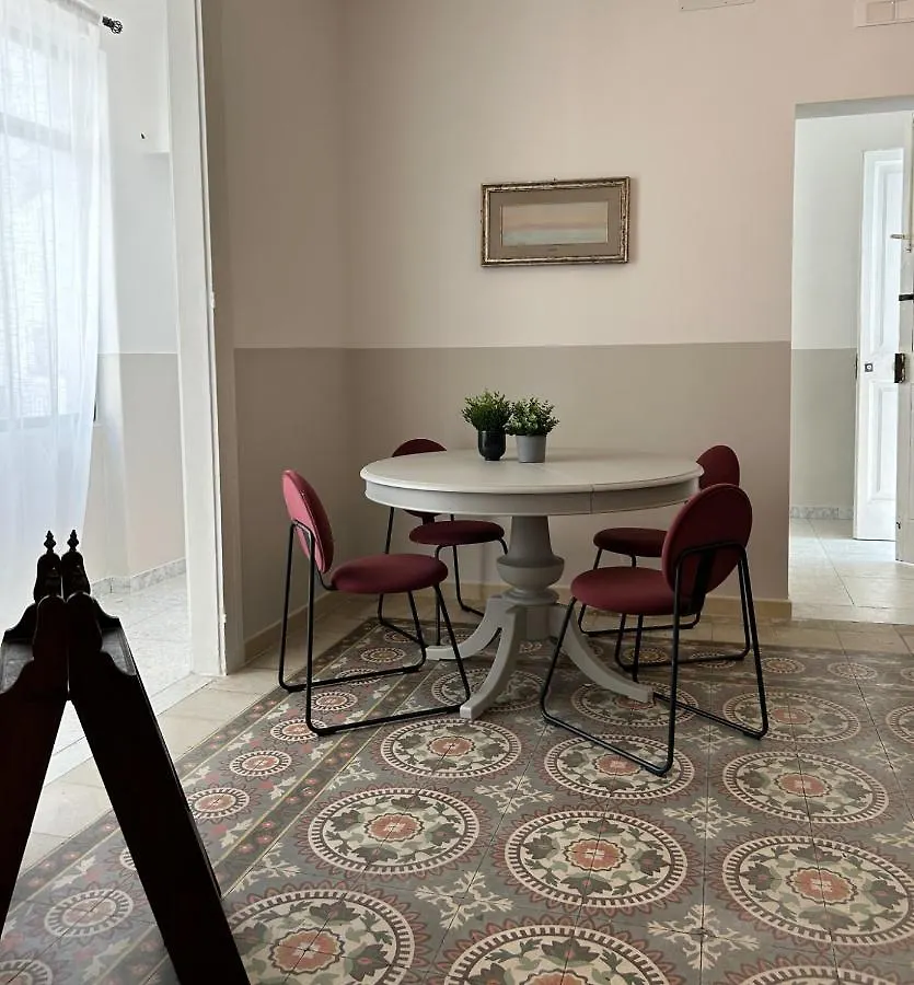 Apartamento Caves Garden Bari Italia